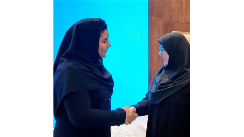سخنگوی دولت در جمع خبرنگاران در جزیره کیش: *بیمه دی در مسیر شفافیت، متعهد و در کنار اصحاب رسانه است