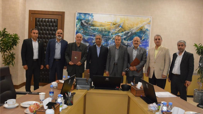 تقدیر از آزادگان این بانك در سالروز بازگشت آزادگان به میهن اسلامی