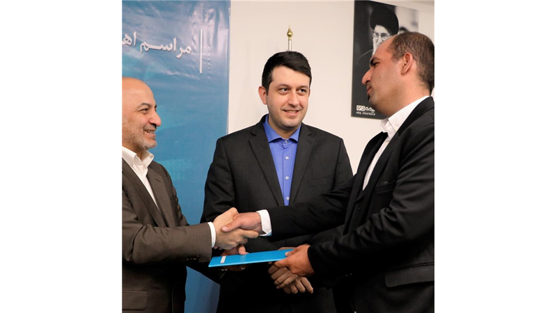 جوایز برندگان جشنواره عید تا عید بیمه دی اهدا شد