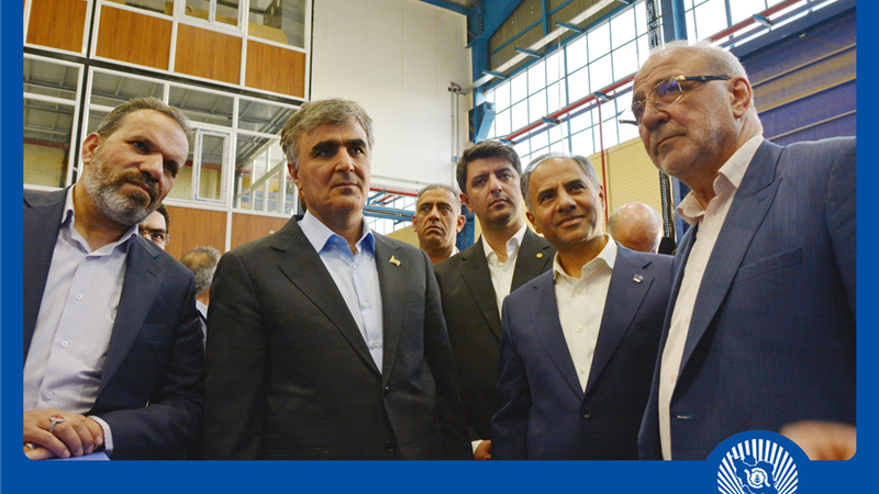 دکتر فرزین: انرژی خورشیدی از مهم‌ترین اولویت‌های رئیس‌جمهور است