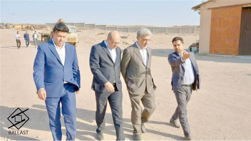  بازدید مدیرعامل گروه مالی بانک مسکن از کارگاه پشتیبانی و معدن رباط کریم شرکت بالاست