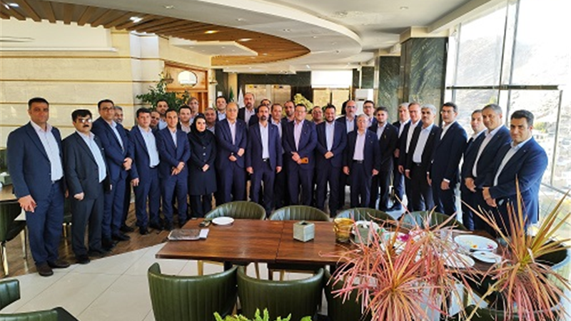 حرکت هدفمند بانک سینا در چارچوب مدل بازاریابی جدید بانک