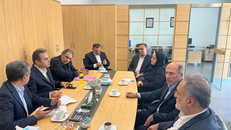 بازدید رییس هیأت‌مدیره بانك صنعت و معدن از شعبه رشت و واحدهای صنعتی استان گیلان