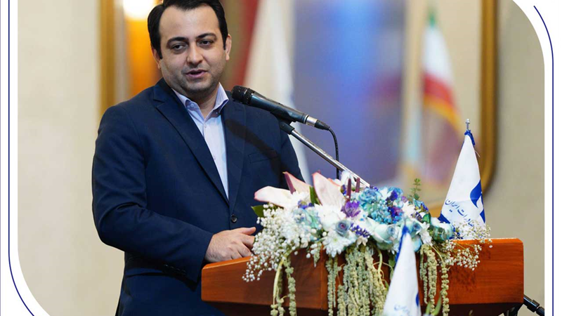 راهبرد بانک صادرات ایران خروج از بنگاه‌داری و تمرکز بر فعالیت‌های مولد و شفاف است
