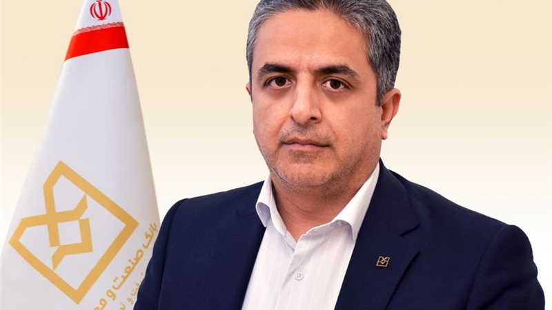 معاون اعتباری و بانكداری شركتی بانك صنعت و معدن از صدور 4 فقره برات الكترونیكی زنجیره تولید خبر داد