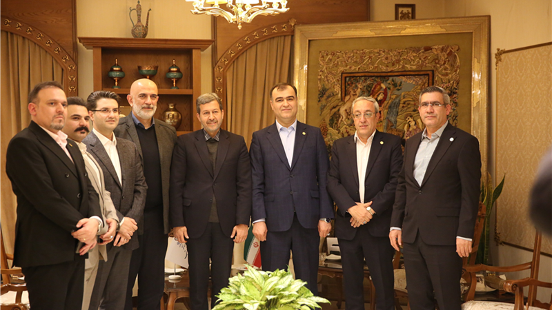 رایزنی مدیرعامل بیمه البرز و استاندار اصفهان برای توسعه همکاری ها و گسترش خدمات بیمه ای در استان