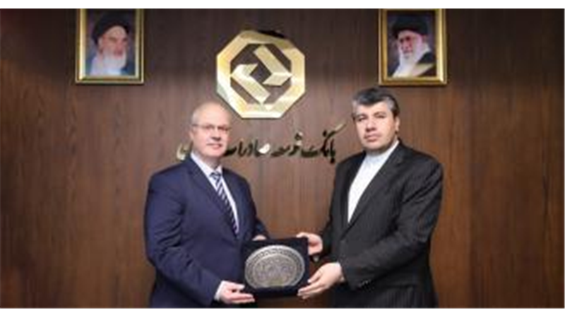 دیدار مدیرعامل بانک توسعه صادرات ایران با سفیر بلاروس در تهران؛ مسیر تازه در روابط بانکی دو کشور
