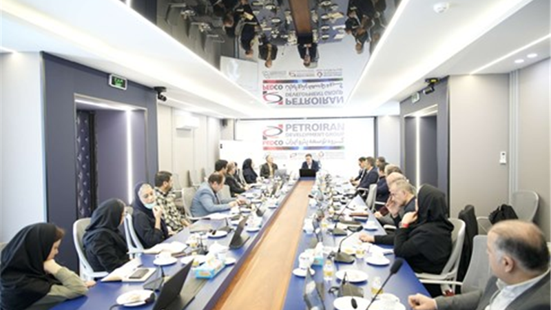 هم‌اندیشی مدیران ارشد گروه توسعه پتروایران با محوریت کاربرد هوش مصنوعی