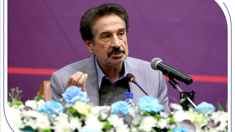 نخستین همایش هم‌اندیشی بانک صادرات ایران با فعالان صنعت پتروشیمی برگزار شد/ دبیر انجمن صنفی کارفرمایی صنعت پتروشیمی: سهم صنعت پتروشیمی در اقتصاد کشور به ۶ درصد می‌رسد