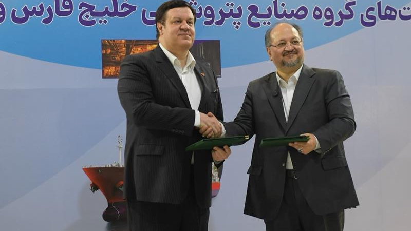 هلدینگ خلیج‌فارس و بانک ملت تفاهم‌نامه همکاری امضا کردند