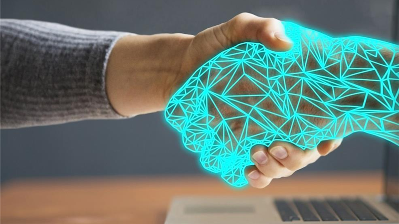 با امضای تفاهم‌نامه‌ای سه جانبه وزارت ارتباطات و فناوری اطلاعات، پست بانک ایران و صندوق نوآوری و شکوفایی؛ تسهیلات ۲ هزار میلیارد تومان به کسب‌وکارهای اقتصاد دیجیتال پرداخت می‌شود