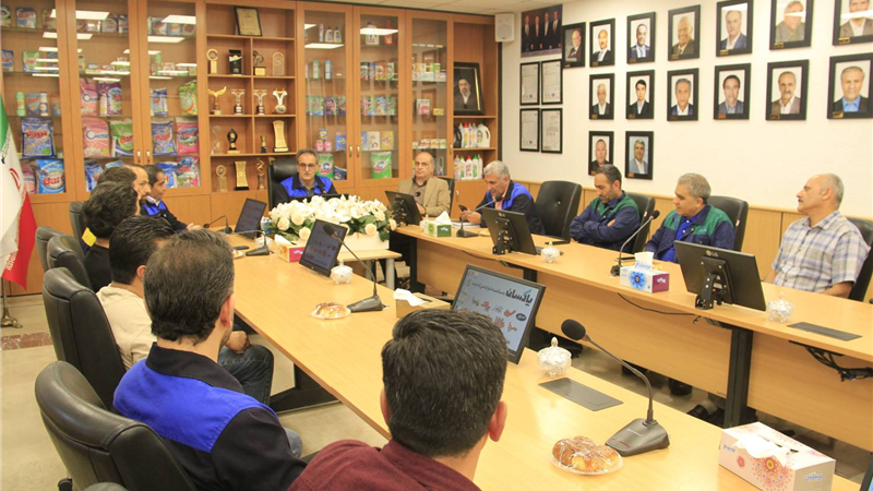 در آیین گرامیداشت روز جهانی کار و کارگر مطرح شد؛ تأکید مدیرعامل پاکسان بر حمایت حداکثری از کارگران