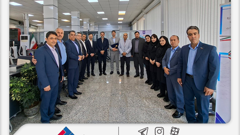 بازدید فرهادی پور و مدیران ارشد از شعب بیمه ملت؛ این بار کرمانشاه میزبان شد