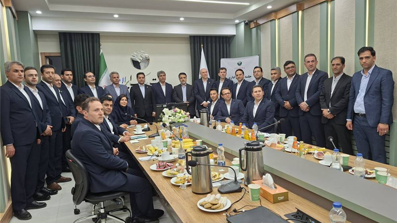 مدیرعامل پست‌بانک ایران در شورای اداری مدیریت شعب استان اردبیل تأکید کرد؛ توسعه بانکداری دیجیتال در دهه چهارم فعالیت بانک