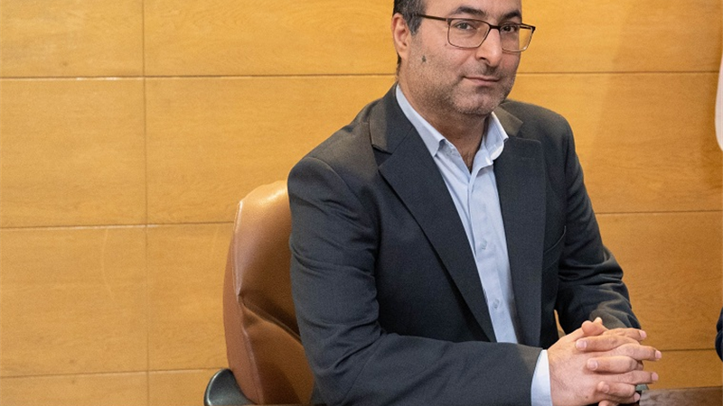 ارائه مدل غیرخطی پویا مبتنی بر ضرایب تعدیل اقتصادی برای بهینه‌سازی قدرالسهم شناور معادن طلا در شرایط نوسان قیمت