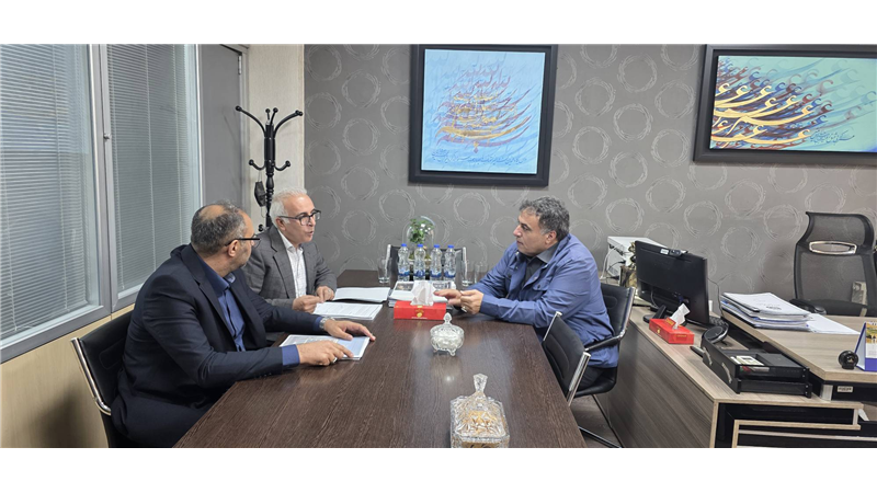 دیدار مشاور ارشد رئیس سازمان بازرسی کل کشور به همراه رئیس هیأت مدیره پست بانک ایران با مدیرعامل صندوق رفاه و تأمین آتیه کارکنان و بازدید از شعبه میرزای شیرازی بانک