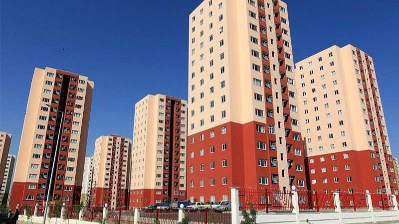 بانک مسکن در ارائه تسهیلات طرح نهضت ملی مسکن پیشرو است/الزام افزایش وام متناسب با تورم